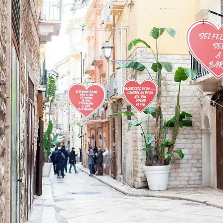 Leukos Luxury * Bari