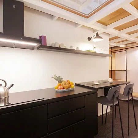 Leukos Luxury Apartment